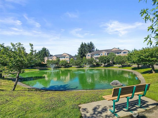 $348,900 | 13207 97th Avenue East, Unit 301, Puyallup, WA 98373