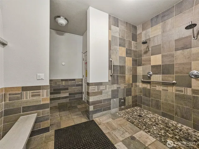 $348,900 | 13207 97th Avenue East, Unit 301, Puyallup, WA 98373