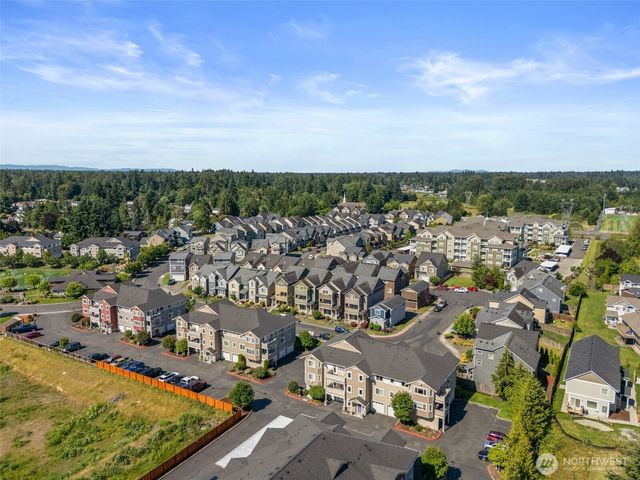$348,900 | 13207 97th Avenue East, Unit 301, Puyallup, WA 98373