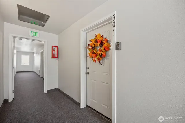 $348,900 | 13207 97th Avenue East, Unit 301, Puyallup, WA 98373