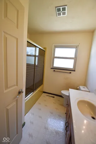 $239,900 | 10812 Blue River Trail, Morristown, IN 46161