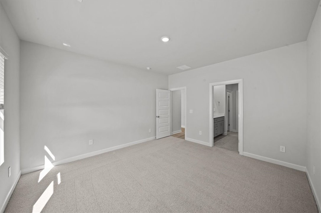 552 Cozy Blf Road Spartanburg, SC 29301 - Photo 17 of 25 Gallery Image 17