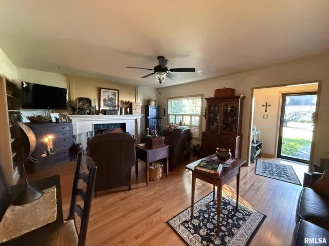 $229,900 | 200 South 12th Street, Herrin, IL 62948