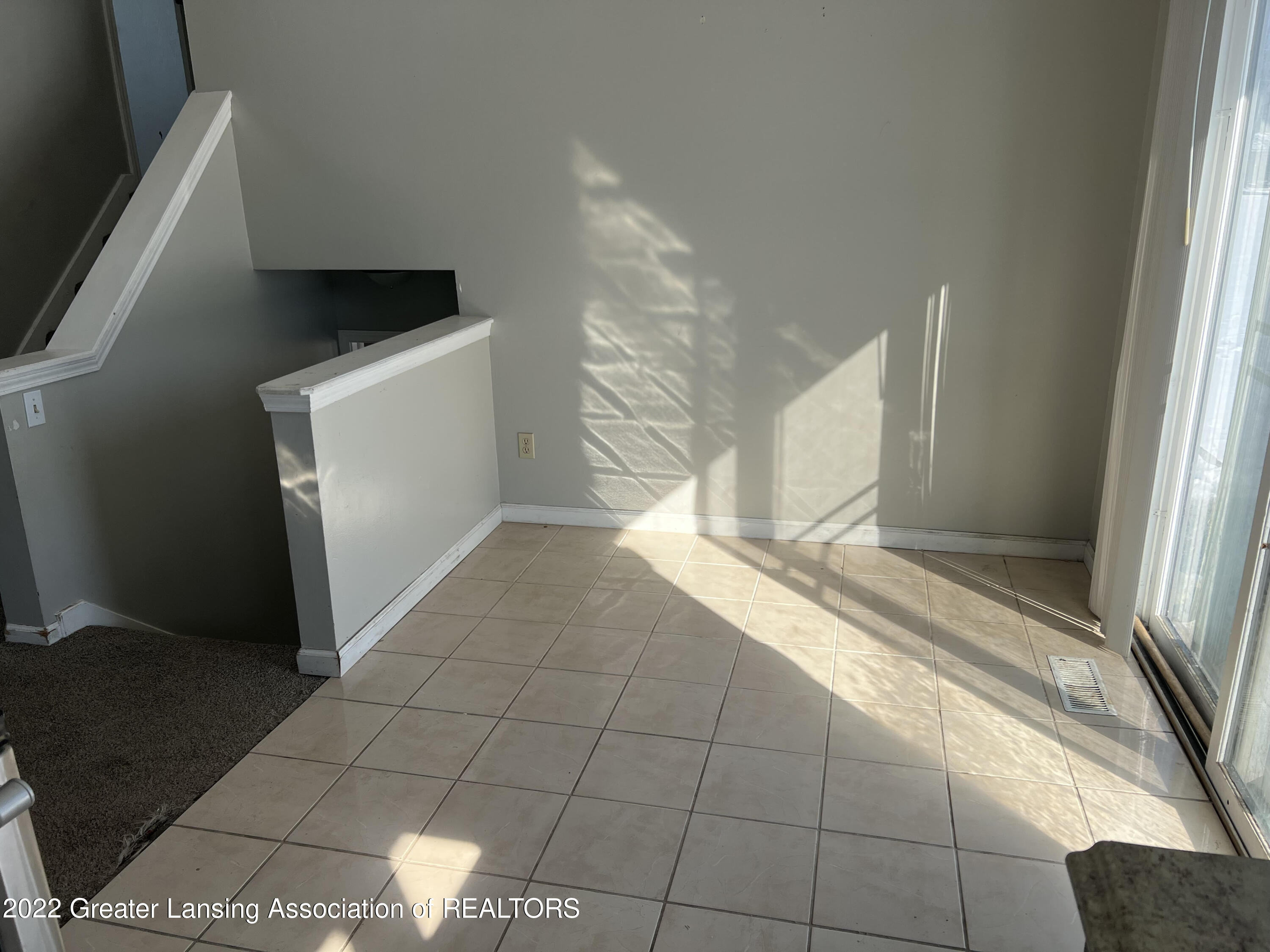 1301 South Michigan Road Eaton Rapids, MI 48827 - Photo 8 of 20 Dining