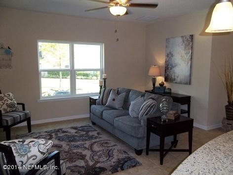 3079 Chestnut Ridge Way Orange Park, FL 32065 - Photo 15 of 54 Family Rm - Pic 1