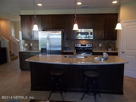 3079 Chestnut Ridge Way Orange Park, FL 32065 - Photo 31 of 54 Kitchen from Family Rm - Pic 2