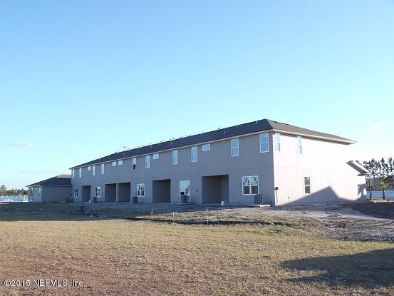 3079 Chestnut Ridge Way Orange Park, FL 32065 - Photo 5 of 54 CR Bldg 21 Rear Pic 2 - MLS - 2-12-2015.