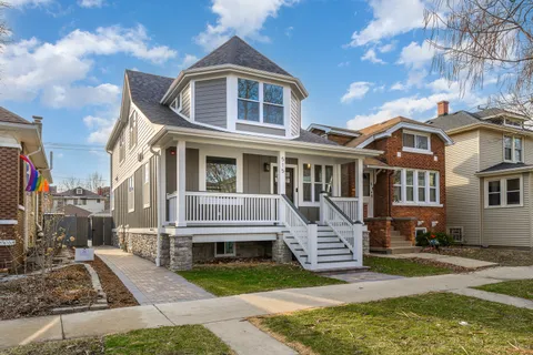 $1,049,000 | 515 Highland Avenue, Oak Park, IL 60304