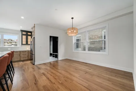 $1,049,000 | 515 Highland Avenue, Oak Park, IL 60304