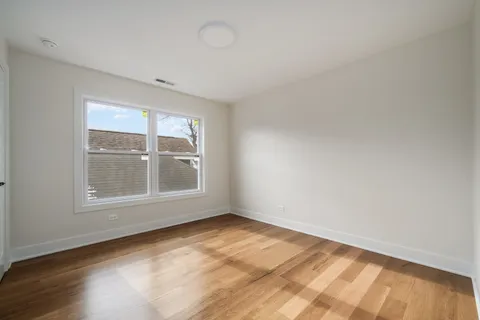 $1,049,000 | 515 Highland Avenue, Oak Park, IL 60304