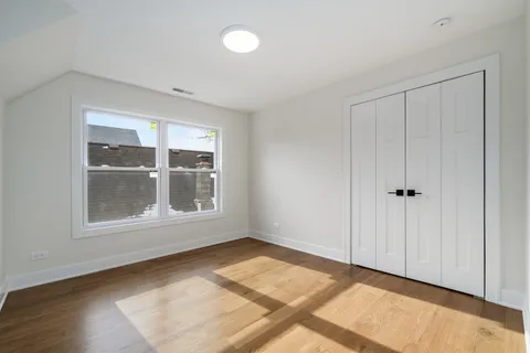 $1,049,000 | 515 Highland Avenue, Oak Park, IL 60304