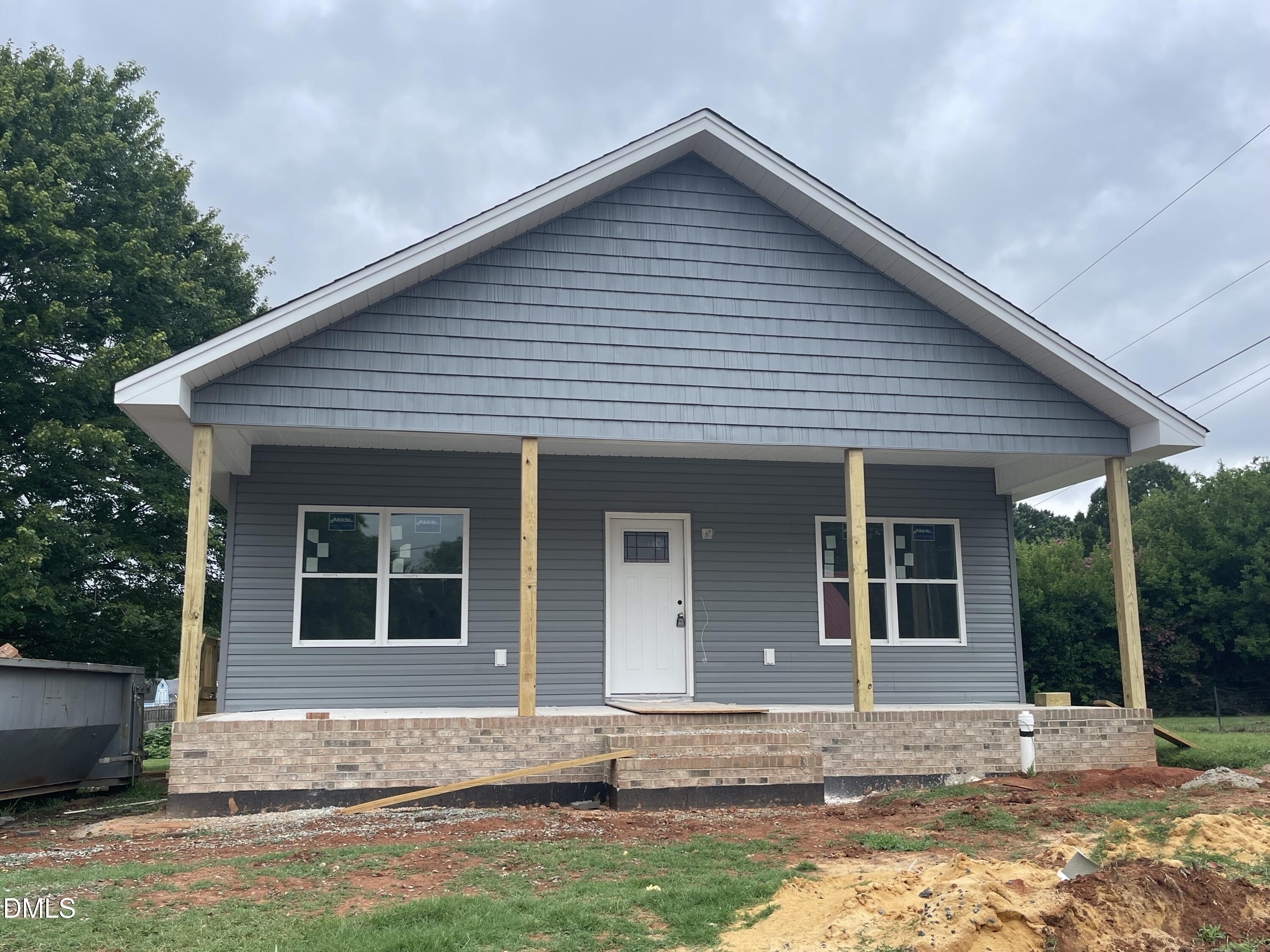 408 Oneida Street Graham, NC 27253 - Photo 1 of 2 IMG_0211