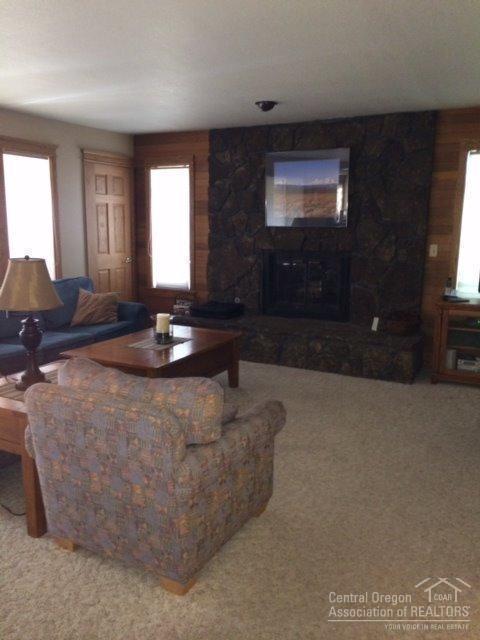 57307 Beaver Ridge Loop, Unit 7B Sunriver, OR 97707 - Photo 1 of 9 Primary Photo