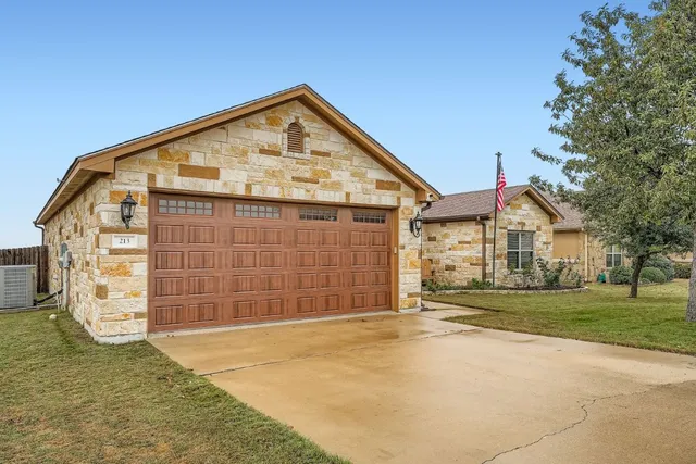 $399,000 | 213 Western Sky Trail, Jarrell, TX 76537