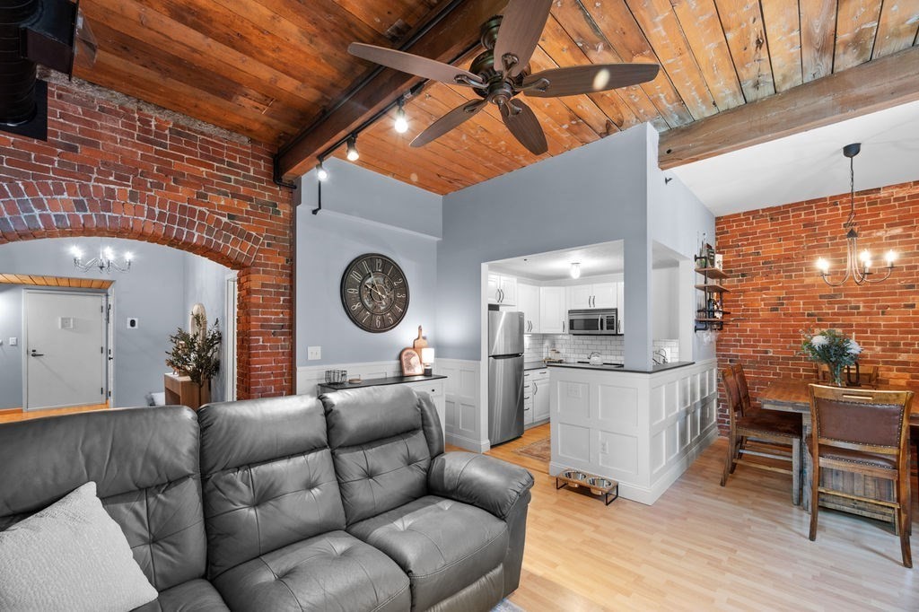 50 Rantoul Street, Unit 310 Beverly, MA 01915 - Photo 7 of 25 Gallery Image 7