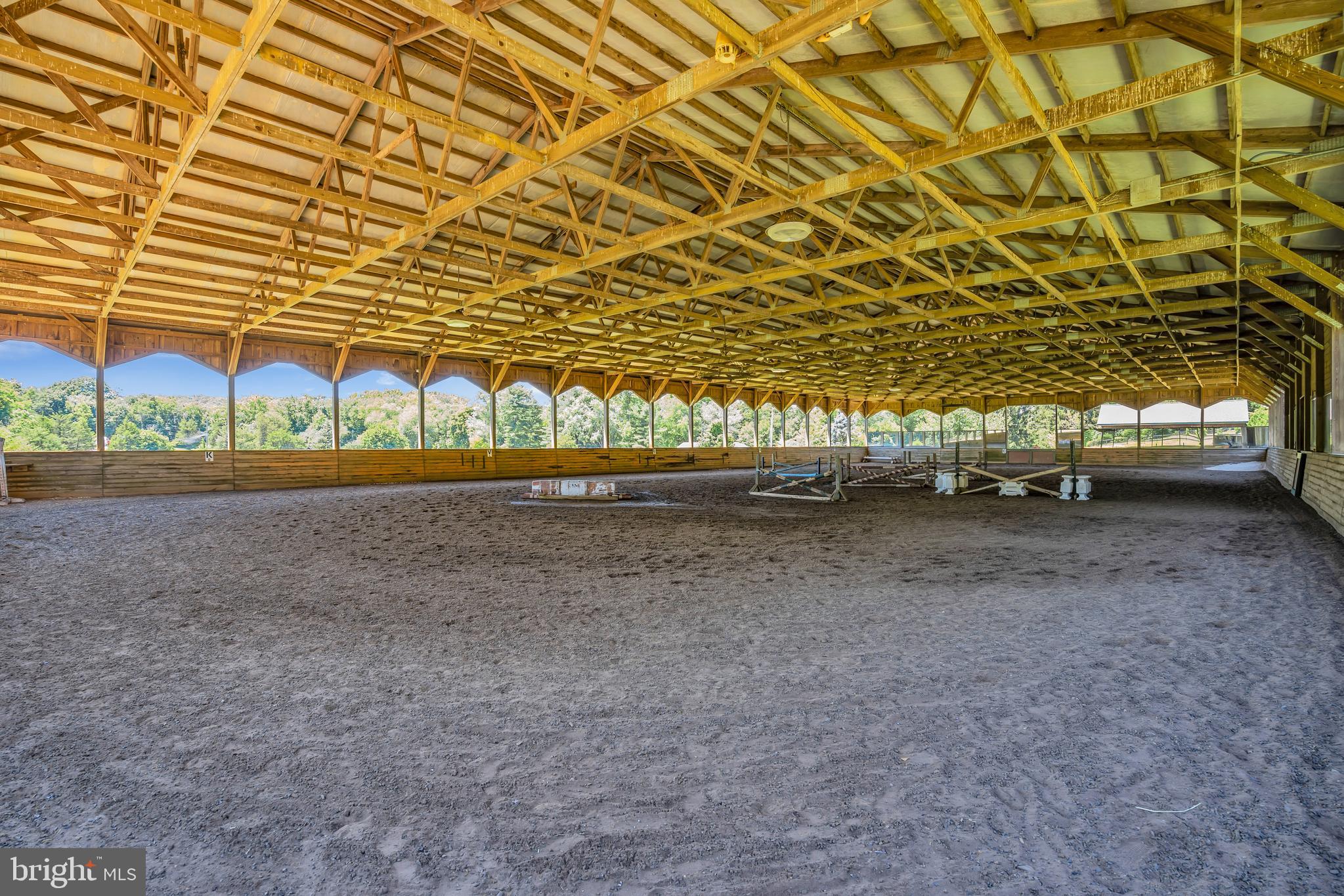 64 Lake Drive Roosevelt, NJ 08555 - Photo 48 of 73 Inside riding arena