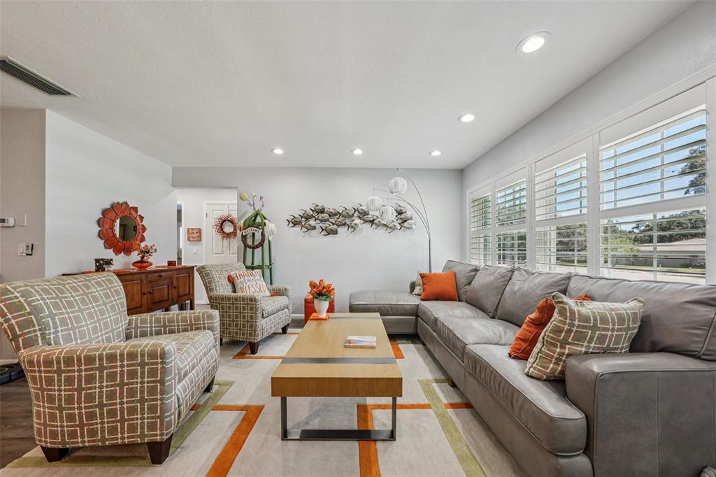 1586 Rosery Road Northeast Largo, FL 33756 - Photo 8 of 74 Gallery Image 8