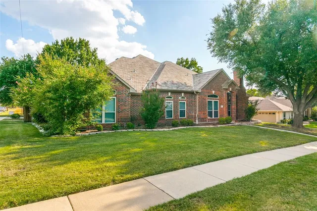 $874,900 | 1801 Fern Court, Grapevine, TX 76051