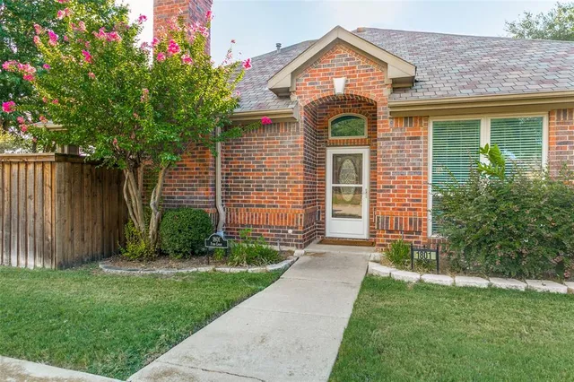 $874,900 | 1801 Fern Court, Grapevine, TX 76051