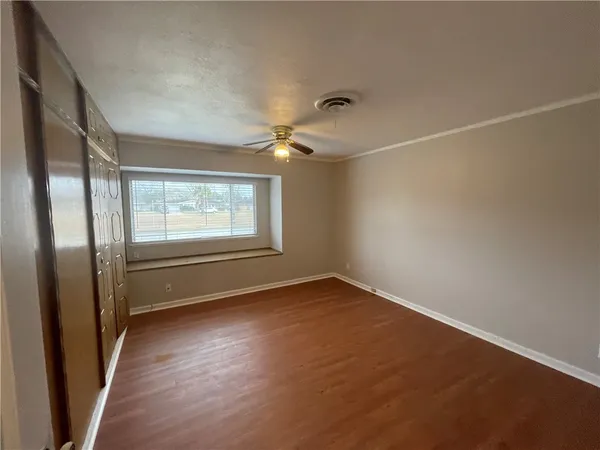 $1,900 | 905 Carmel Parkway, Corpus Christi, TX 78411