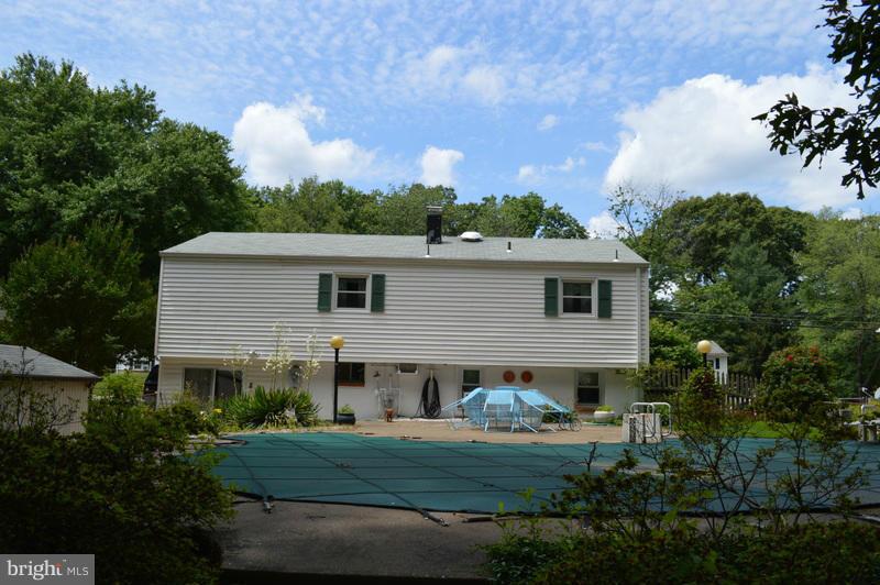 14967 Alaska Road Woodbridge, VA 22191 - Photo 21 of 28 Exterior (Rear)