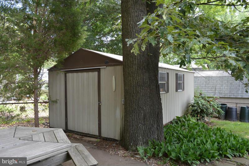 14967 Alaska Road Woodbridge, VA 22191 - Photo 27 of 28 Exterior (Rear)