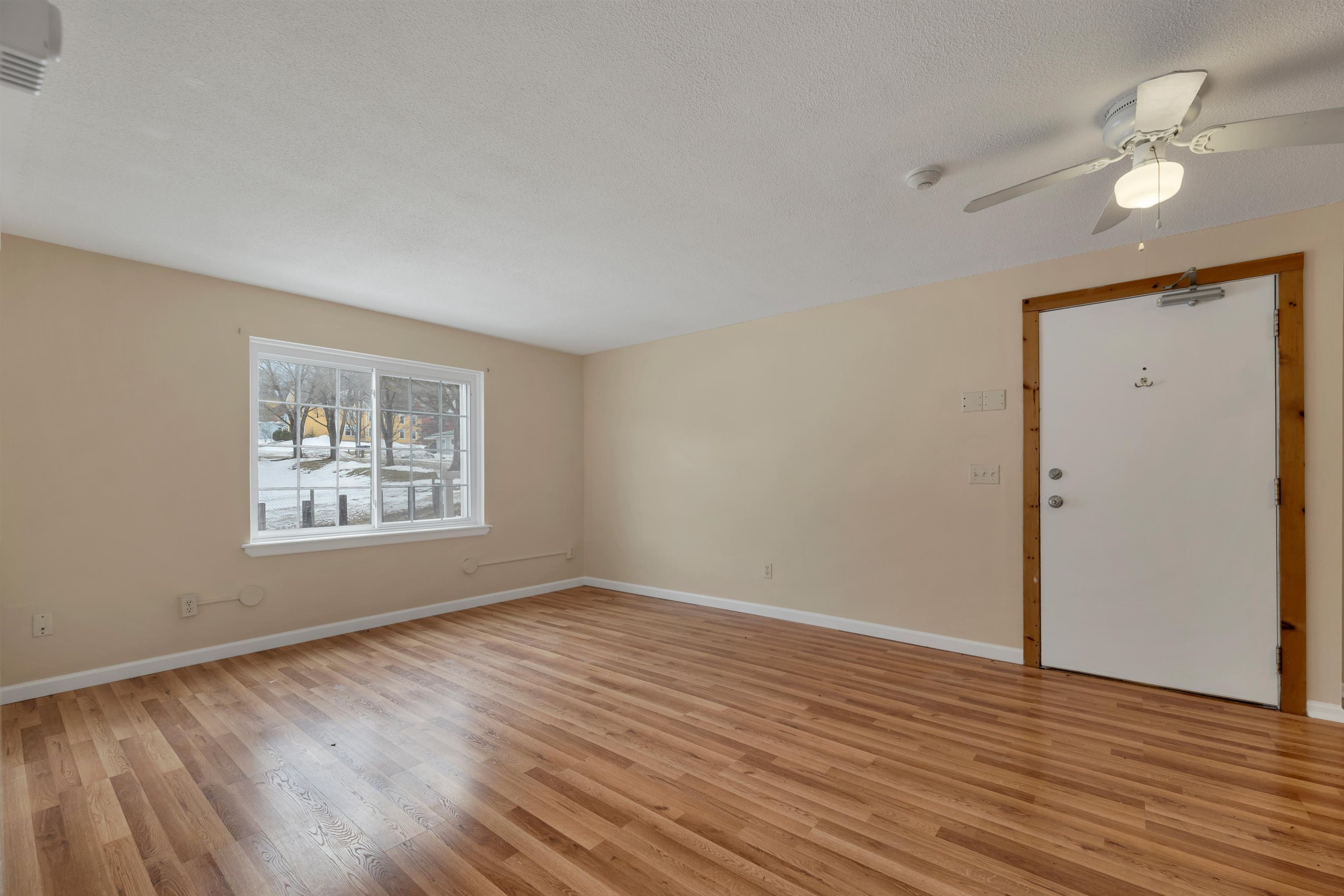 30 Beech Street, Unit 2D Bristol, NH 03222 - Photo 11 of 43