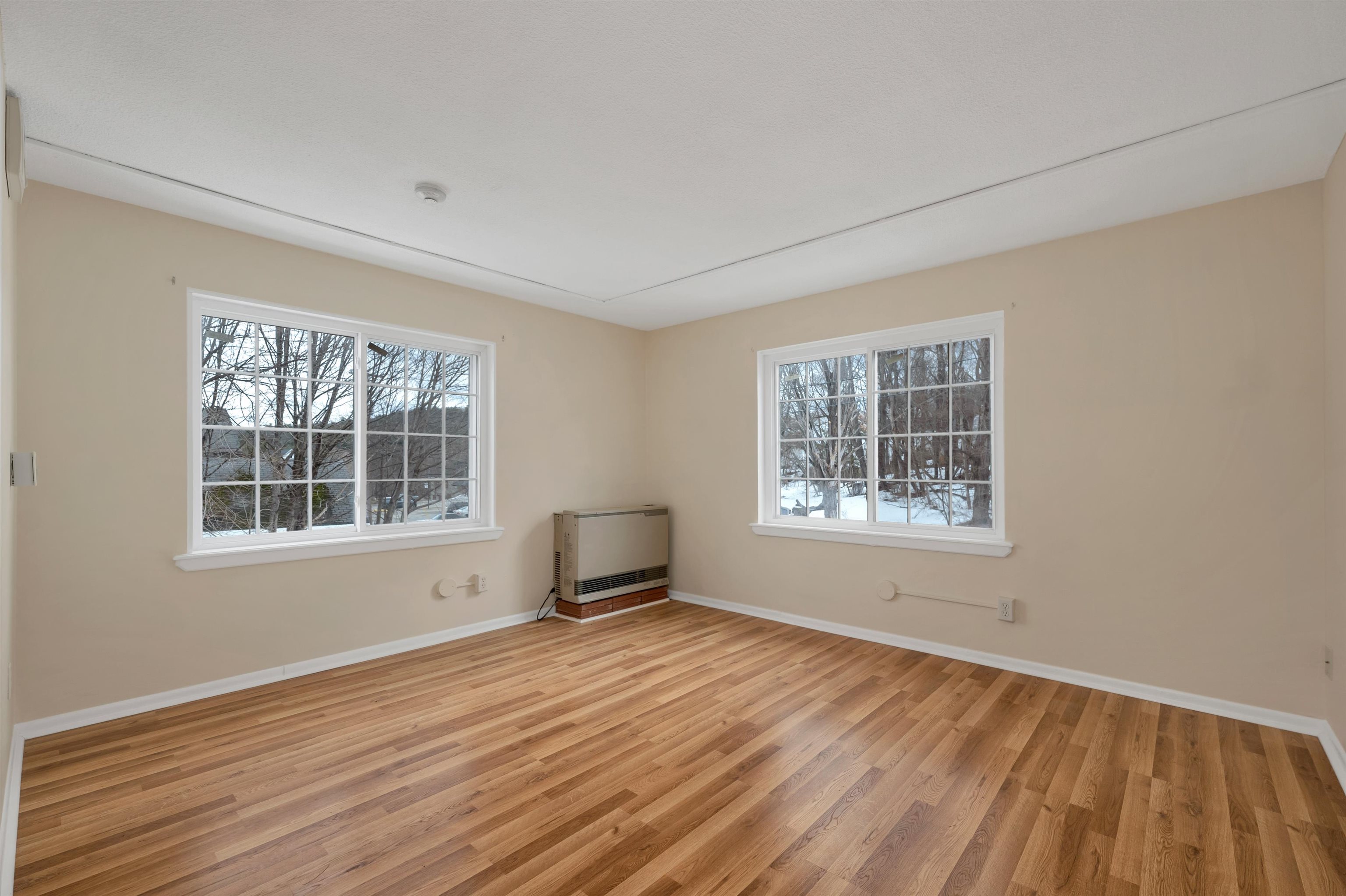 30 Beech Street, Unit 2D Bristol, NH 03222 - Photo 12 of 43