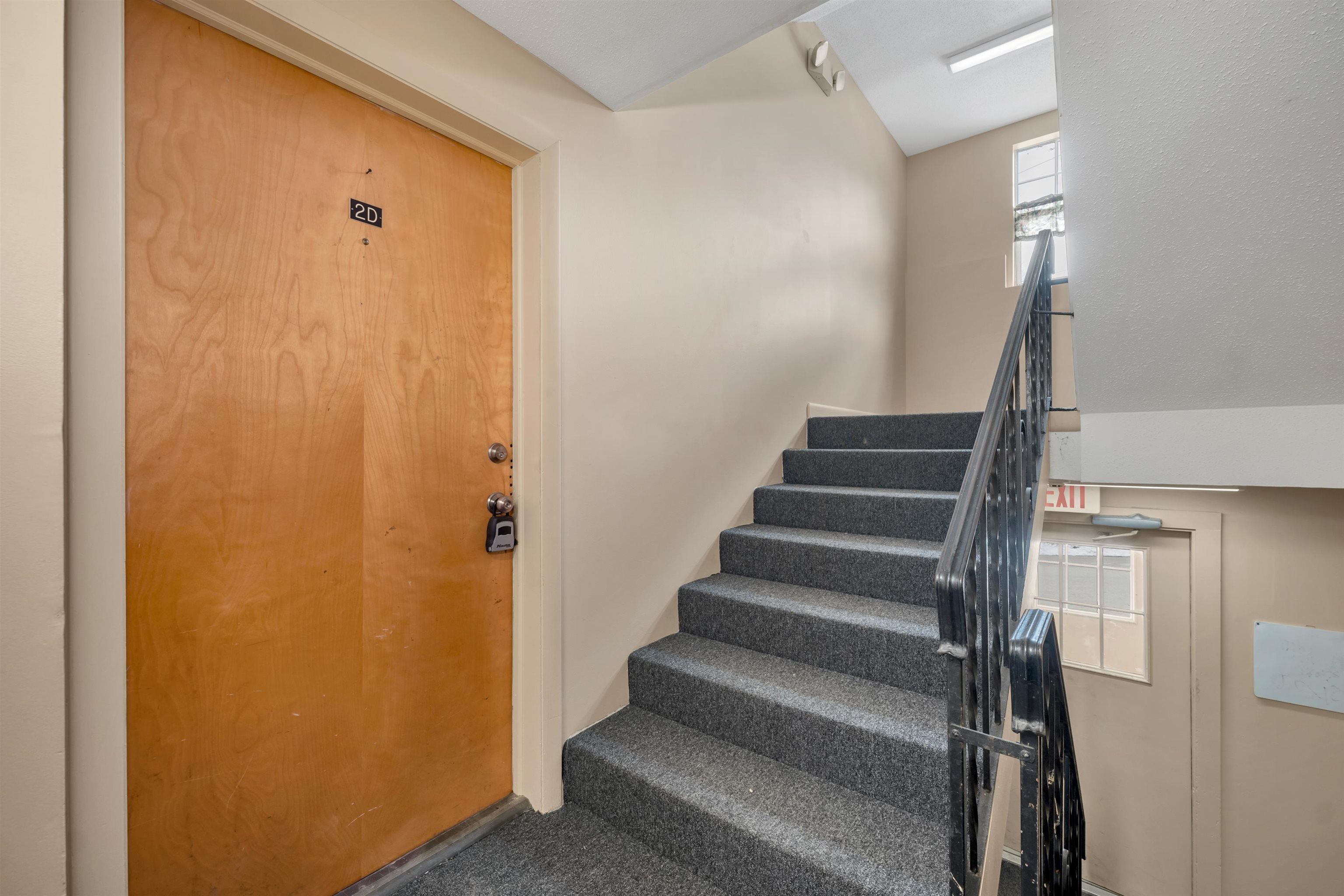 30 Beech Street, Unit 2D Bristol, NH 03222 - Photo 23 of 43