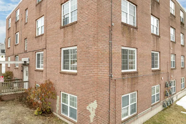 $160,000 | 30 Beech Street, Unit 2D, Bristol, NH 03222