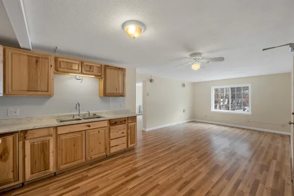 $160,000 | 30 Beech Street, Unit 2D, Bristol, NH 03222