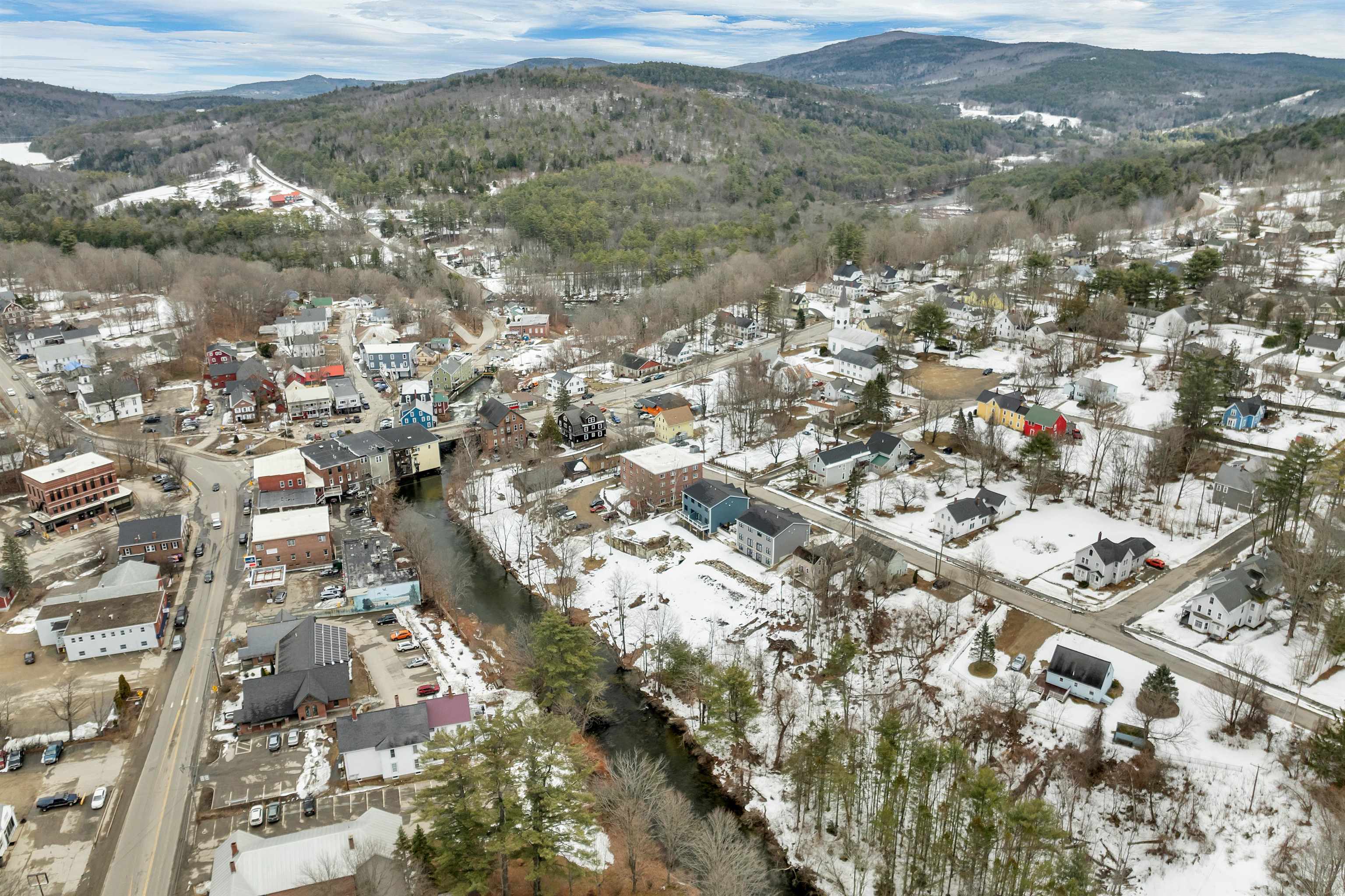 30 Beech Street, Unit 2D Bristol, NH 03222 - Photo 37 of 43