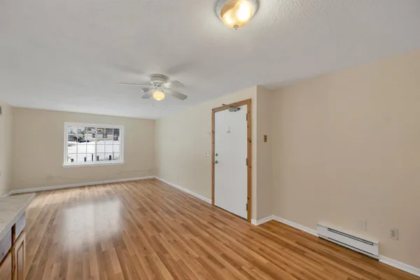 $160,000 | 30 Beech Street, Unit 2D, Bristol, NH 03222