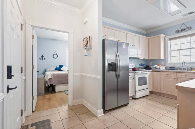 $299,900 | 4847 Luster Leaf Circle, Unit 301, Myrtle Beach, SC 29577