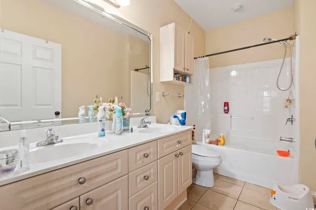 $299,900 | 4847 Luster Leaf Circle, Unit 301, Myrtle Beach, SC 29577