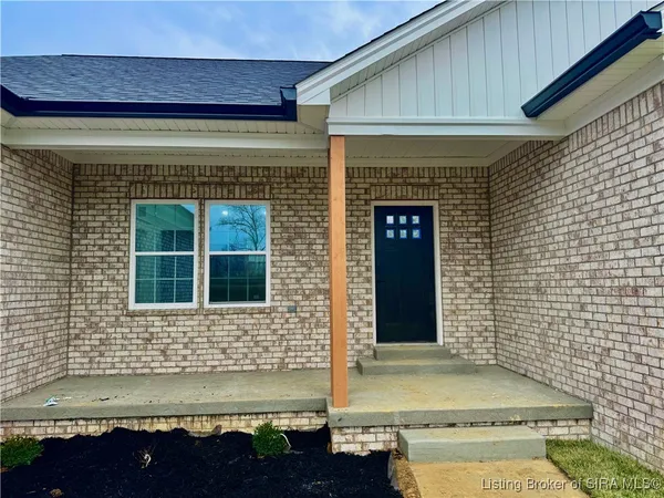 $490,000 | 7537 Brownstown Road, Henryville, IN 47126