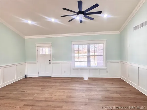 $490,000 | 7537 Brownstown Road, Henryville, IN 47126