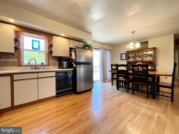 $429,500 | 140 Hoffman Road, Barto, PA 19504