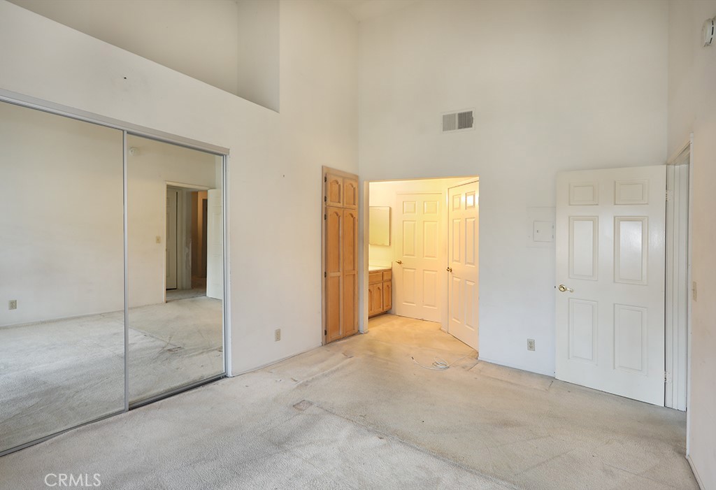 8032 Rose Street, Unit 13 Paramount, CA 90723 - Photo 15 of 25 a view of an empty room