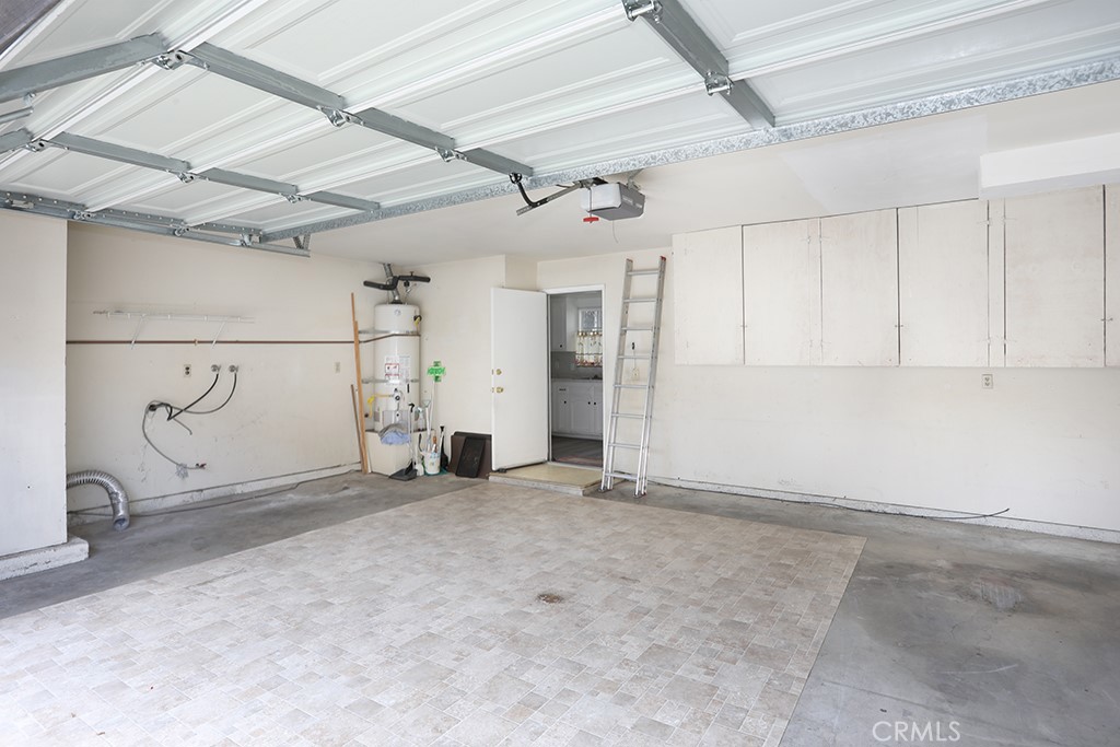 8032 Rose Street, Unit 13 Paramount, CA 90723 - Photo 25 of 25 a view of an empty room