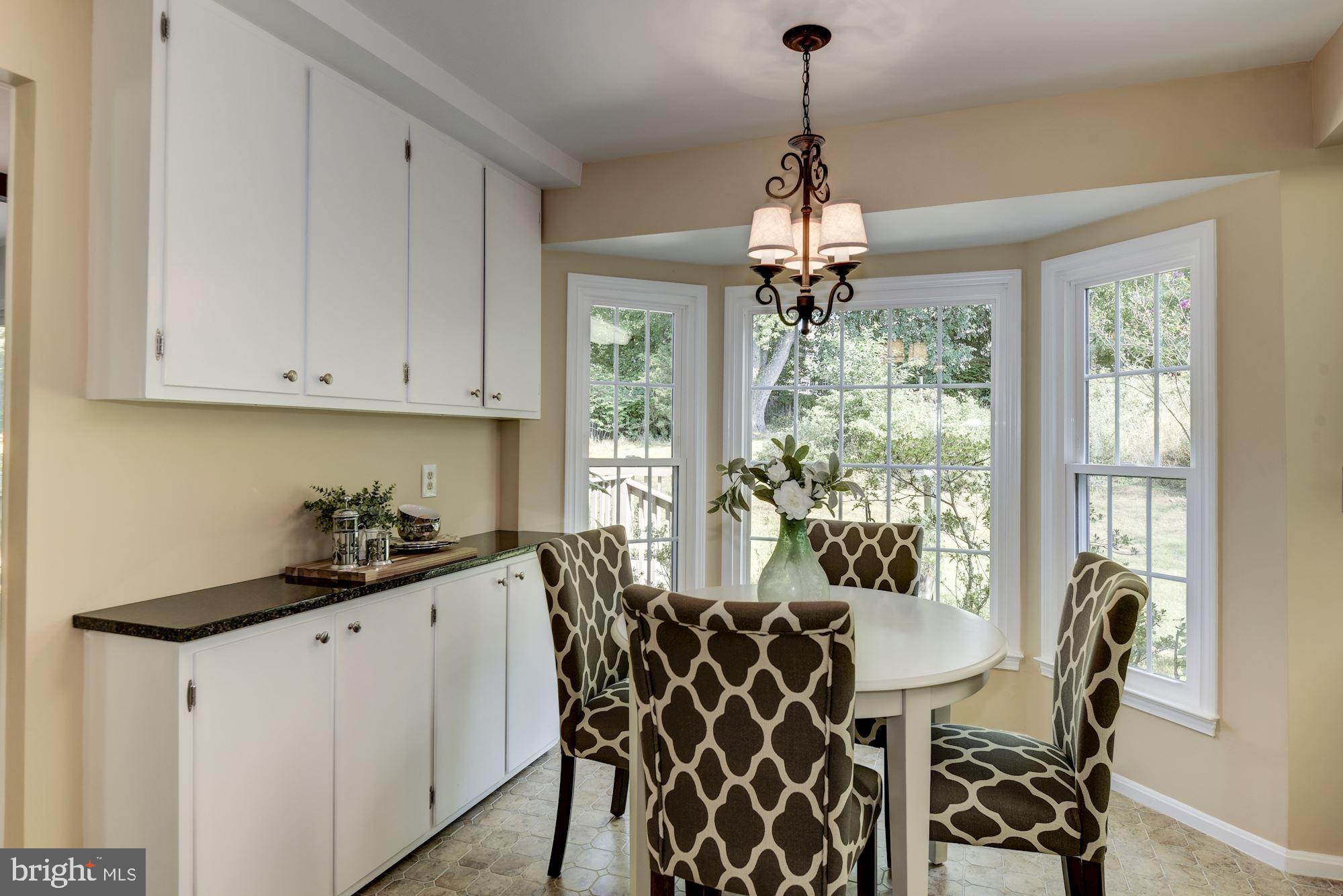 13819 North Gate Lane Silver Spring, MD 20906 - Photo 20 of 47 Eat-in Kitchen area