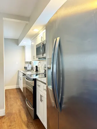 $285,999 | 137 Mapleshade Avenue, East Longmeadow, MA 01028