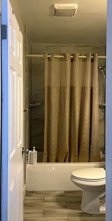 $285,999 | 137 Mapleshade Avenue, East Longmeadow, MA 01028