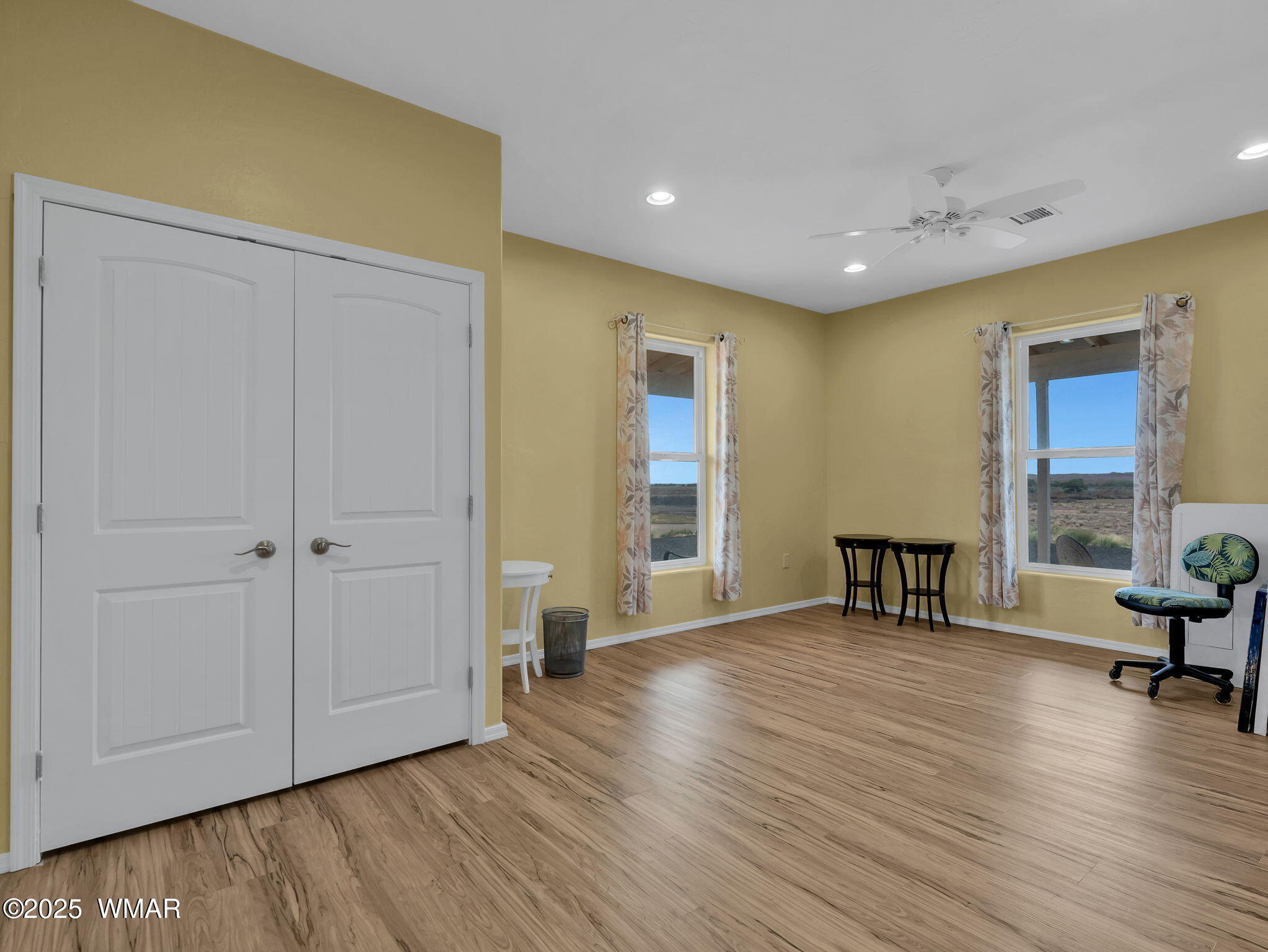4487 McLaws Road Holbrook, AZ 86025 - Photo 28 of 51 Bedroom 2