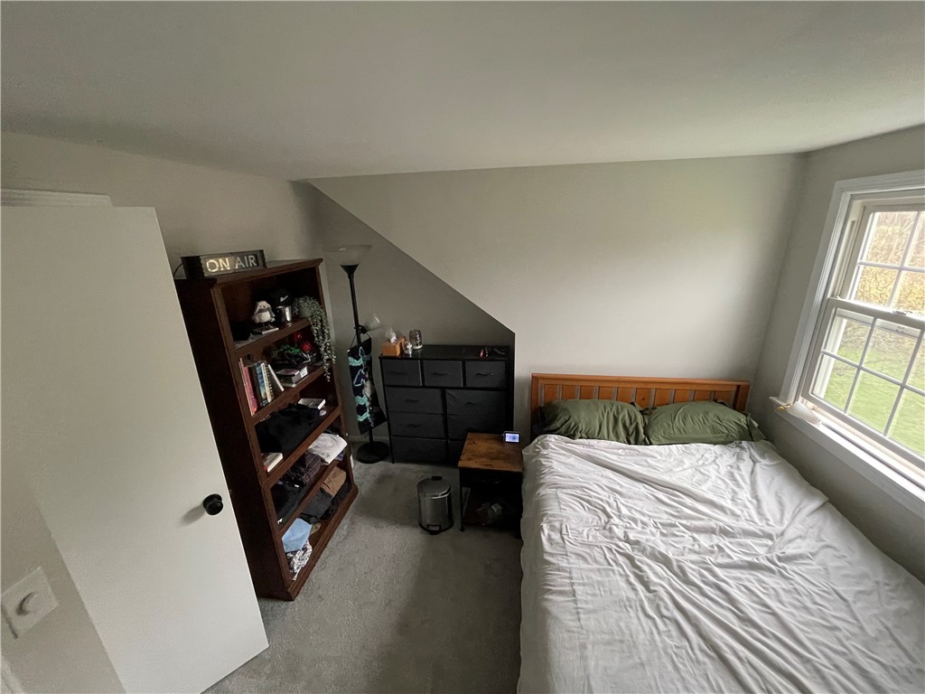 95 Brooks Road Henrietta, NY 14586 - Photo 12 of 18 3rd Bedroom