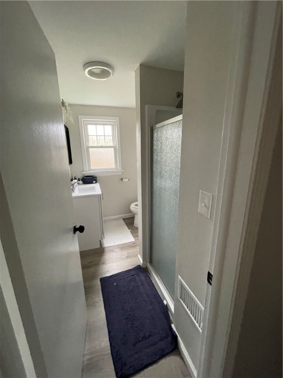 95 Brooks Road Henrietta, NY 14586 - Photo 14 of 18 2nd Floor Bathroom