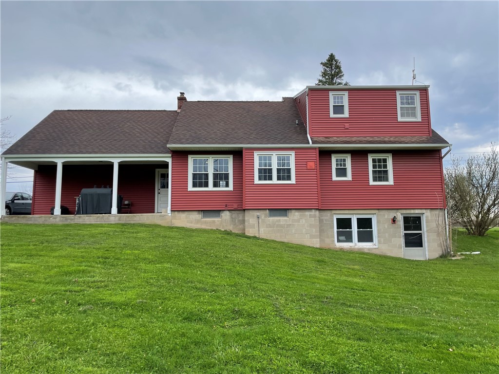 95 Brooks Road Henrietta, NY 14586 - Photo 3 of 18 Rear of Home