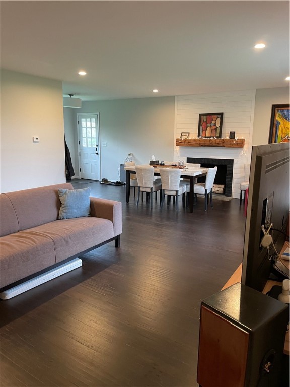 95 Brooks Road Henrietta, NY 14586 - Photo 5 of 18 Living Space