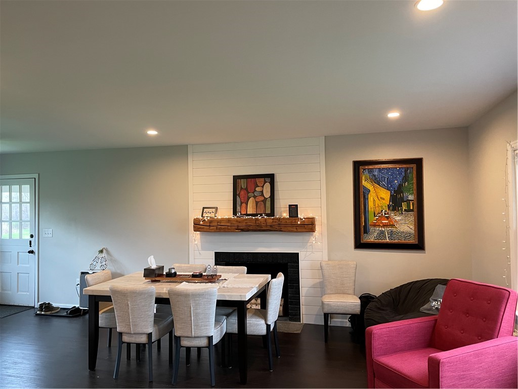 95 Brooks Road Henrietta, NY 14586 - Photo 6 of 18 Dining Area