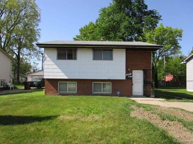 26150 Carlysle Street Inkster, MI 48141 - Photo 1 of 37